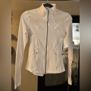 Lululemon Forme Jacket*BR Size 2 White